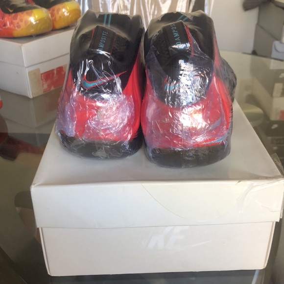 Foamposite One - Picture 3 of 5